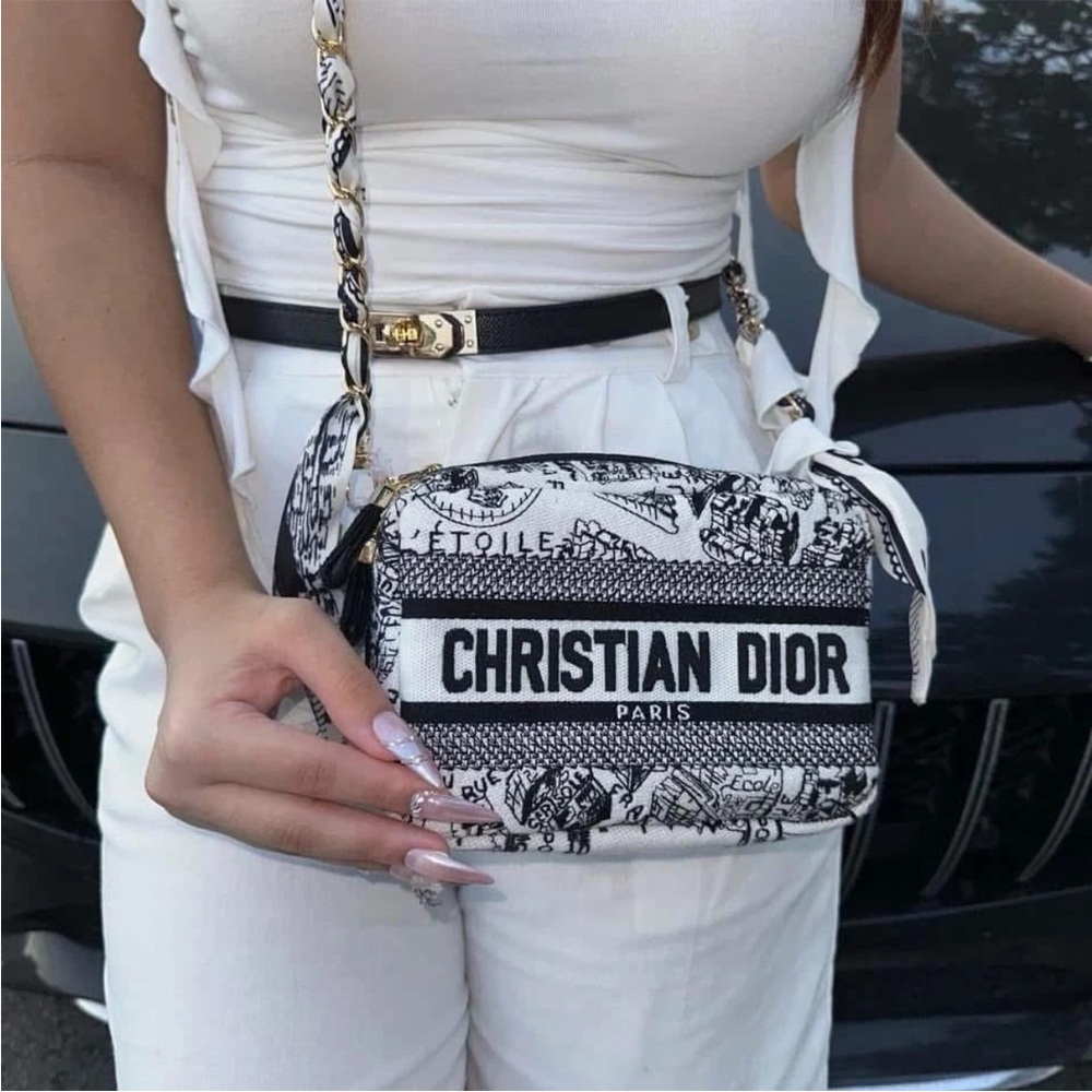 Dior Black and White Christian Dior Toile Crossbody Bag - Picture 7 of 16